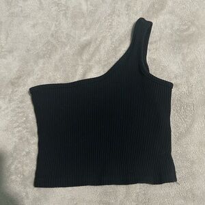 Black One-Shoulder Ribbed Crop Tank